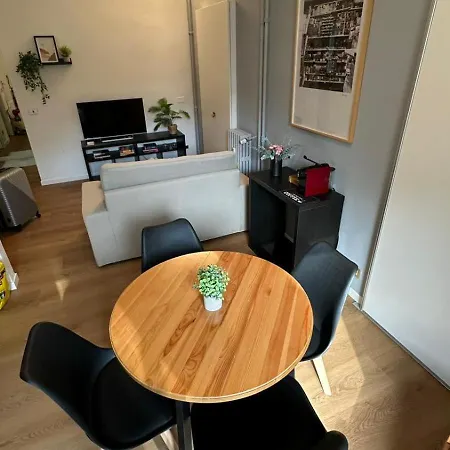 Stylish In Arco Della Pace Apartment